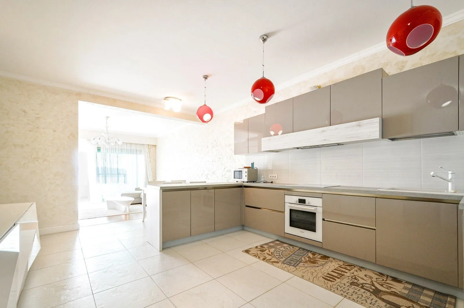 Sale, two bedroom apartment, 115m², Bečići, Budva