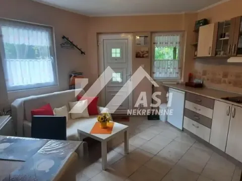 Izdavanje, kuća, 46m², Ledinci, Petrovaradin - image 9