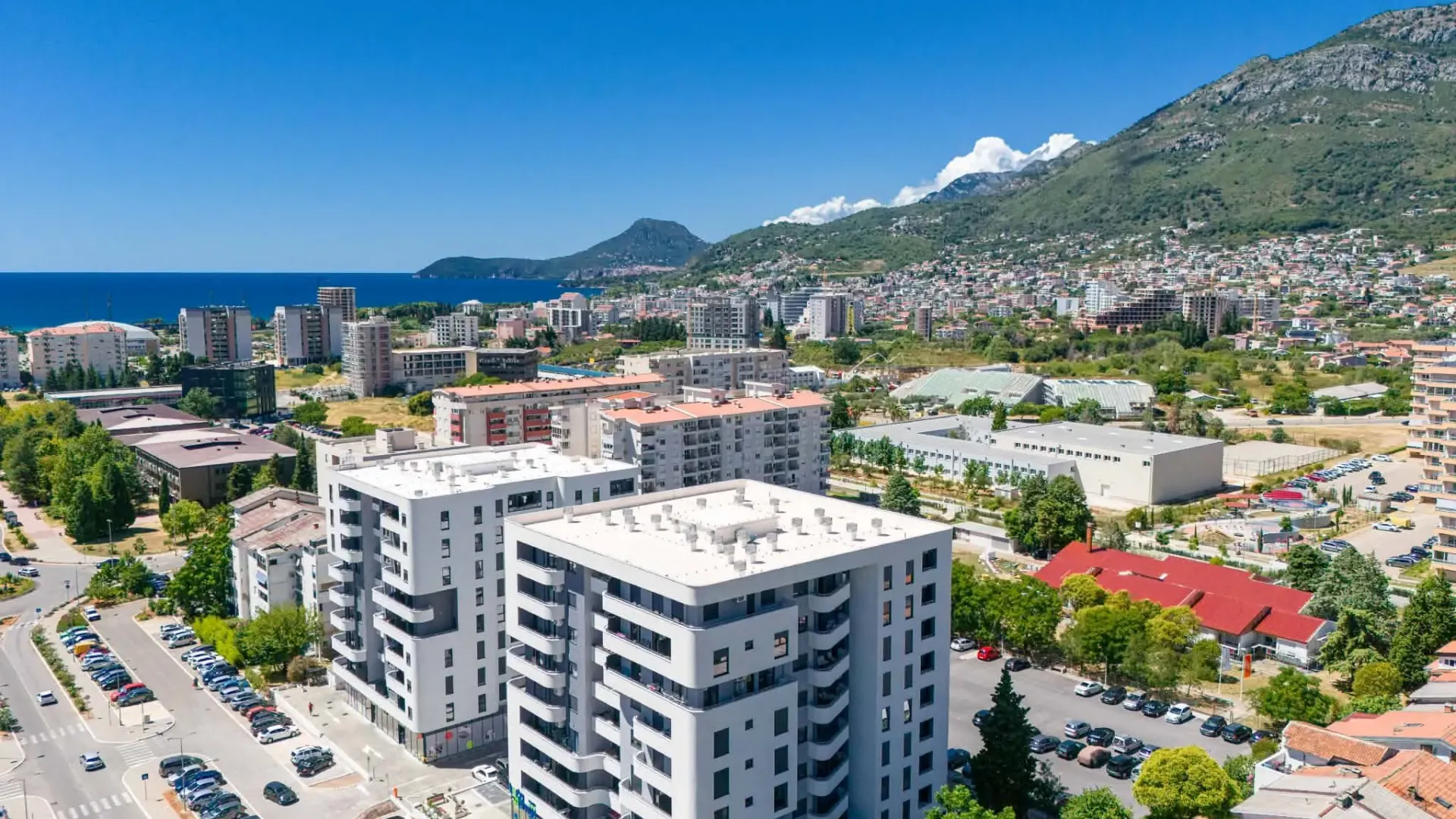 Sale, two bedroom apartment, 65m², Centar, Bar