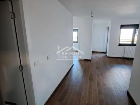 Prodaja, trosoban stan, 72m², Hala Pionir, Palilula Sve Podlokacije - image 6