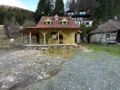 Prodaja, kuća, 139m², Brus, Srbija - image 9