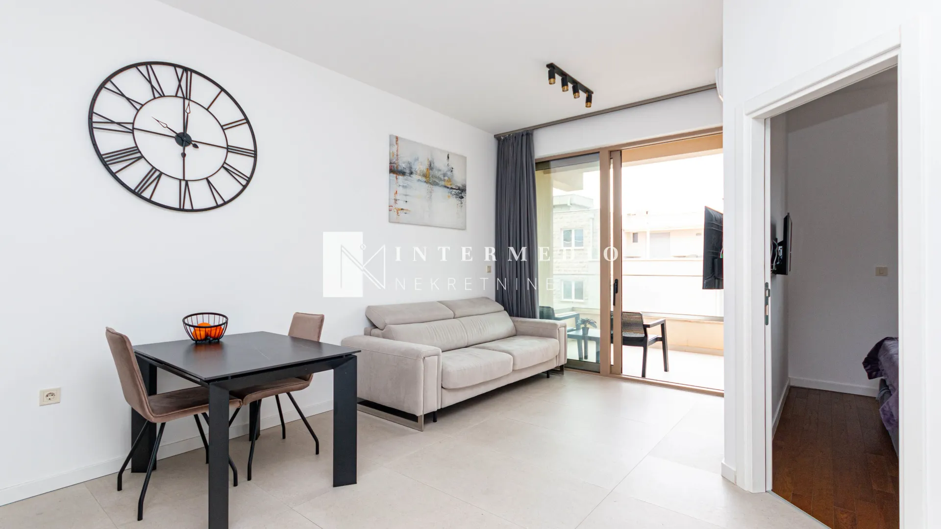 Prodaja, jednosoban stan, 49m², Baošići, Herceg Novi