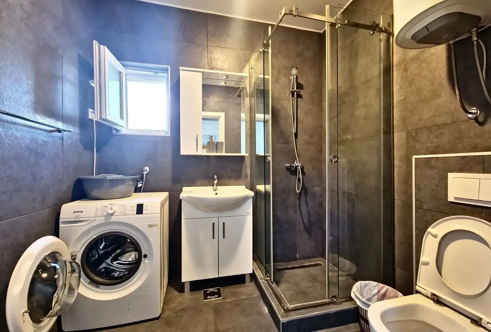 Rent, one bedroom apartment, 30m², Lastva Grbaljska, Kotor