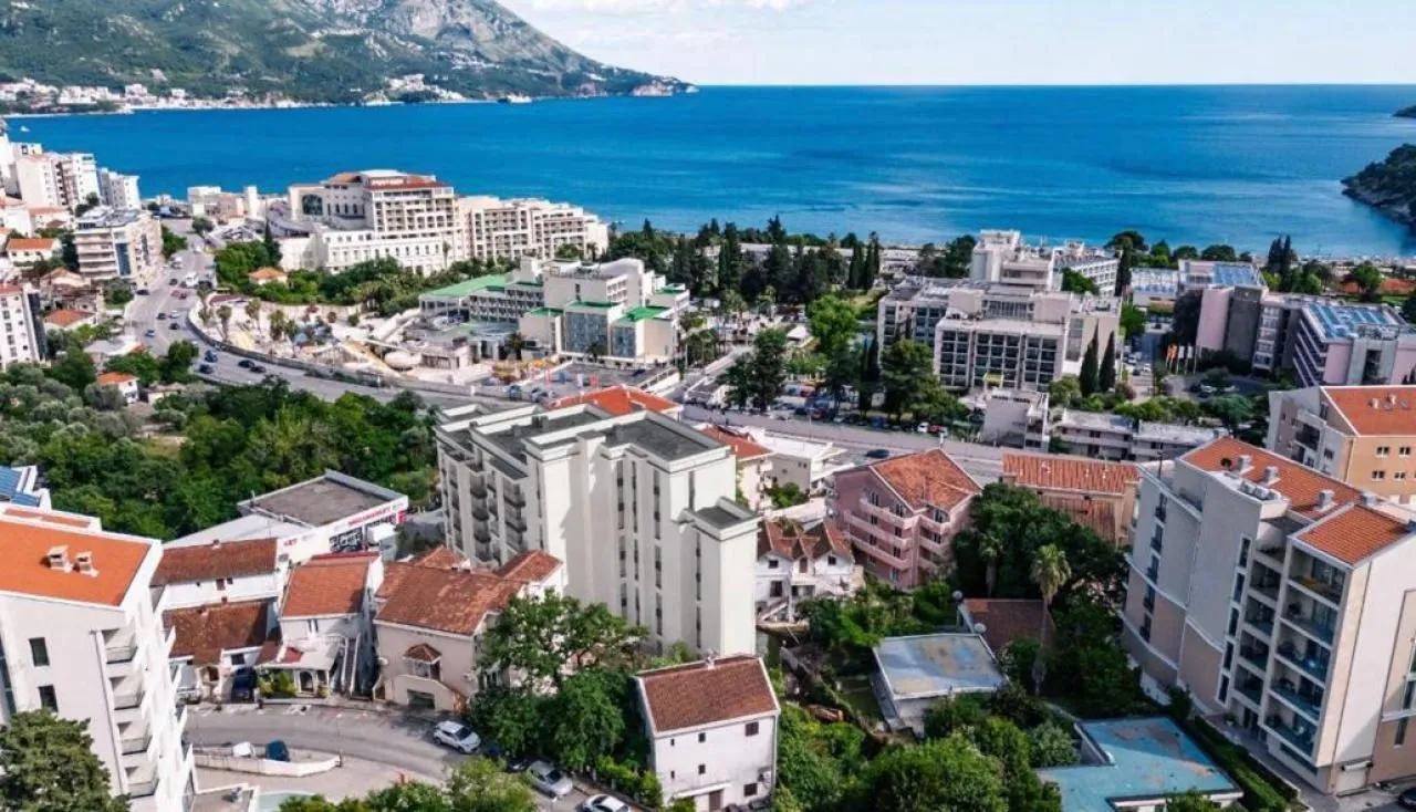 Sale, three bedroom apartment, 134m², Bečići, Budva