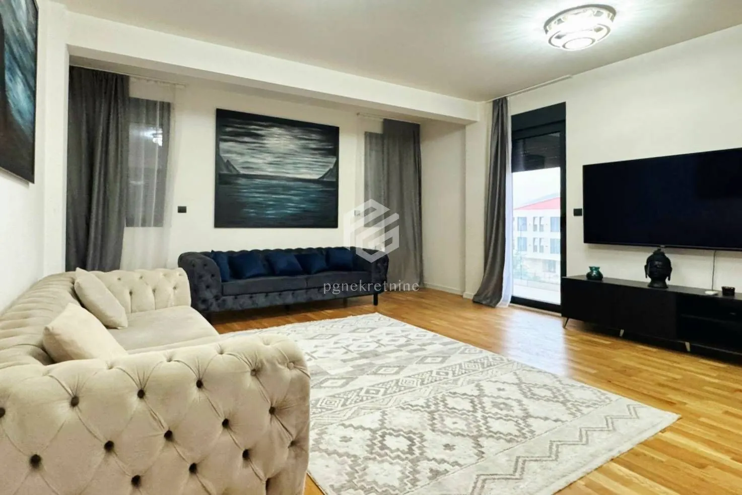 Rent, two bedroom apartment, 100m², Dalmatinska ulica, Podgorica