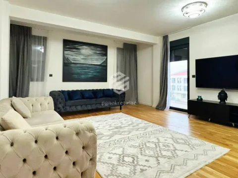 Rent, two bedroom apartment, 100m², Dalmatinska ulica, Podgorica - image 1