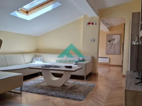 Rent, two bedroom apartment, 60m², Vračar Sve Podlokacije, Beograd - image 10