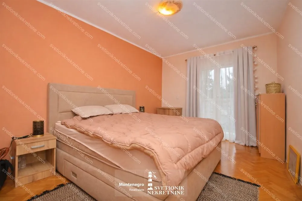 Prodaja, trosoban stan, 100m², Topla, Herceg Novi