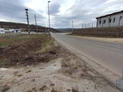 Rent, land lot, 1300m², Batočina, Srbija - image 3