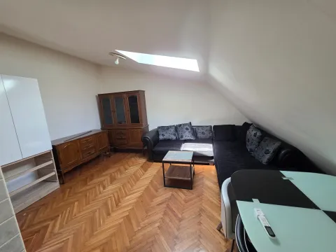 Rent, studio apartment, 25m², Stara Varoš, Podgorica - image 9