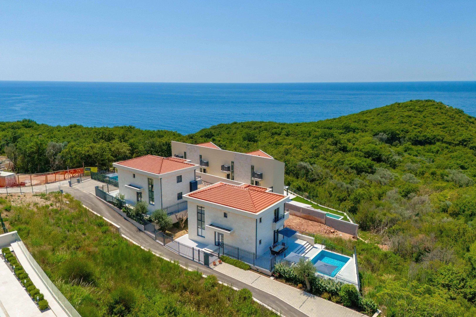 Sale, house, 318m², Reževići, Budva