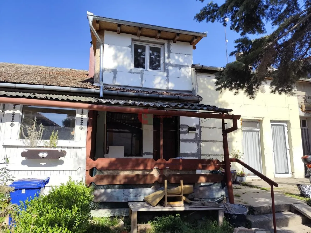Prodaja, dvosoban stan, 44m², Novo Selo, Subotica