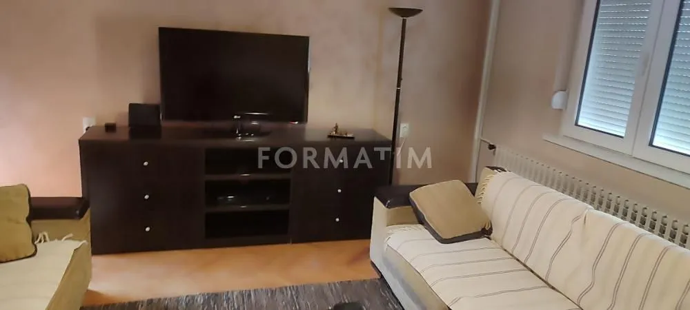 Rent, four bedroom apartment, 90m², Čukarica, Beograd