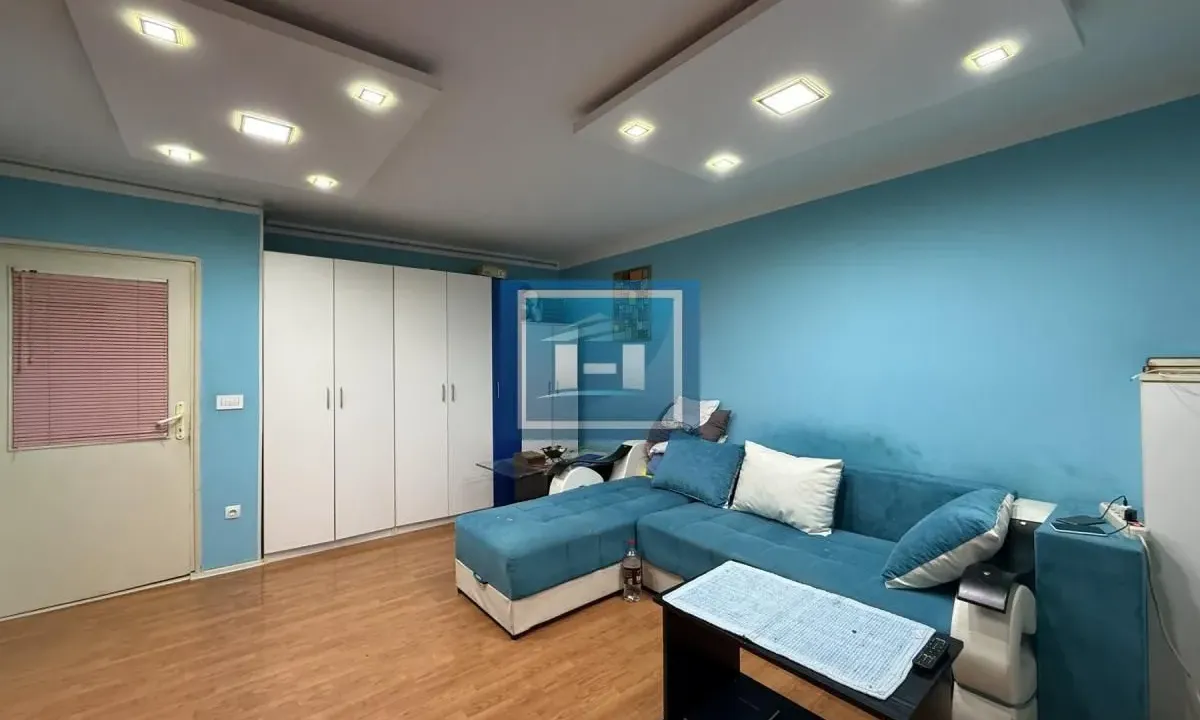 Prodaja, dvosoban stan, 64m², Pivara, Jagodina