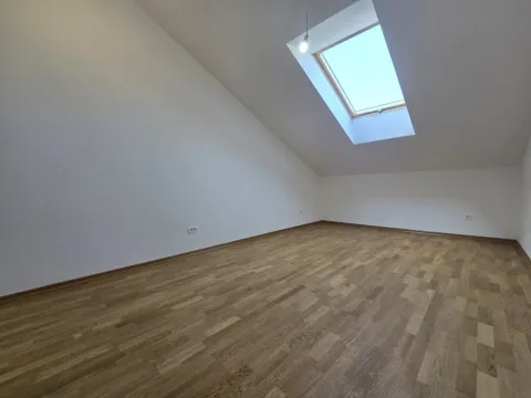 Sale, apartment, 41m², Stari Aerodrom, Podgorica - image 2