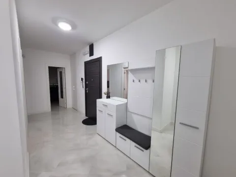 Rent, three bedroom apartment, 95m², Rozino, Budva - image 3