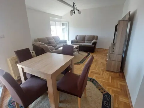 Izdavanje, jednosoban stan, 75m², Stari Aerodrom, Podgorica - image 2