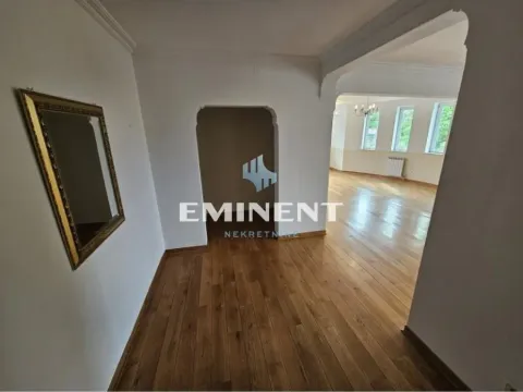 Izdavanje, četvorosoban stan, 115m², Savski Venac, Beograd - image 6