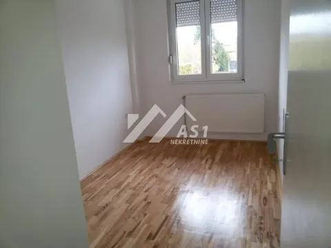 Izdavanje, jednosoban stan, 36m², Bulevar Evrope, Novi Sad Sve Podlokacije - image 5