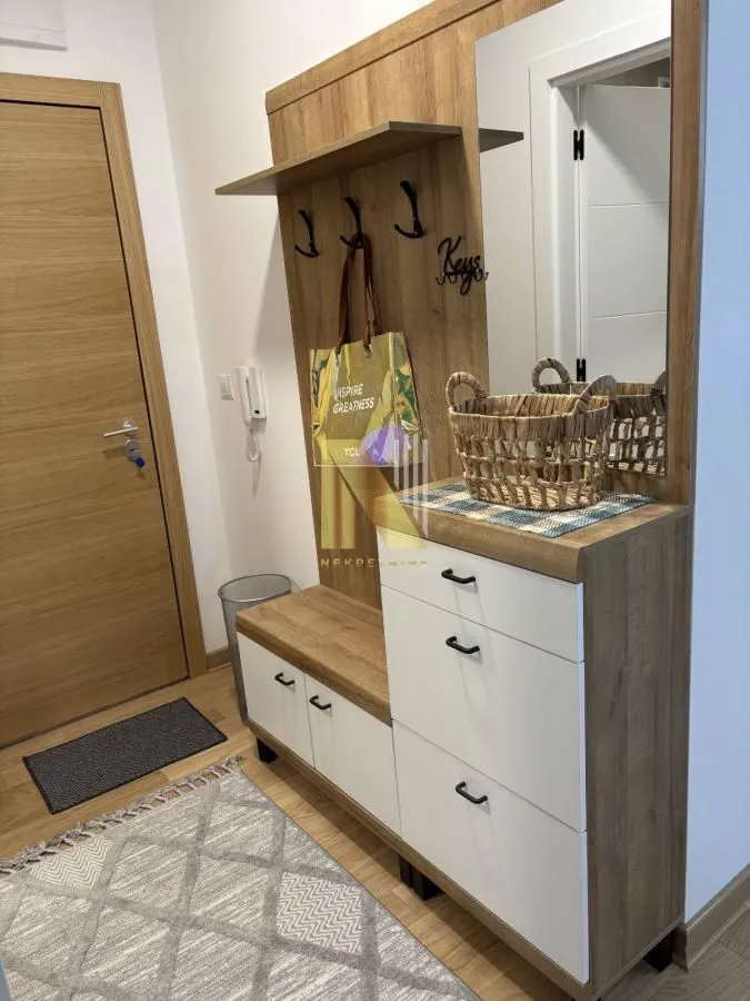 Izdavanje, dvosoban stan, 50m², Podbara, Novi Sad Sve Podlokacije