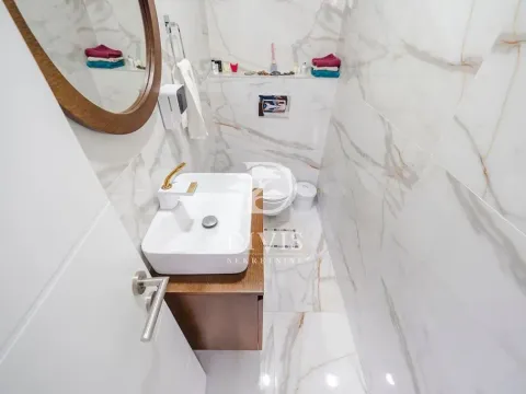 Prodaja, trosoban stan, 99m², Zemun Gornji Grad, Zemun Sve Podlokacije - image 9