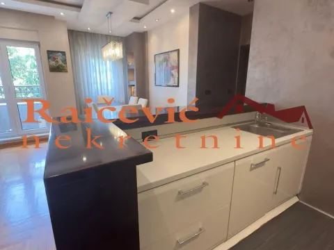 Rent, four bedroom apartment, 97m², Zvezdara Sve Podlokacije, Beograd - image 6