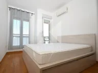 Izdavanje, dvosoban stan, 64m², City Kvart, Podgorica - image 11