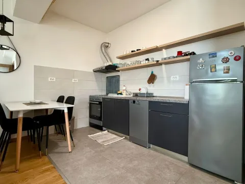 Rent, one bedroom apartment, 50m², Pobrežje, Podgorica - image 2