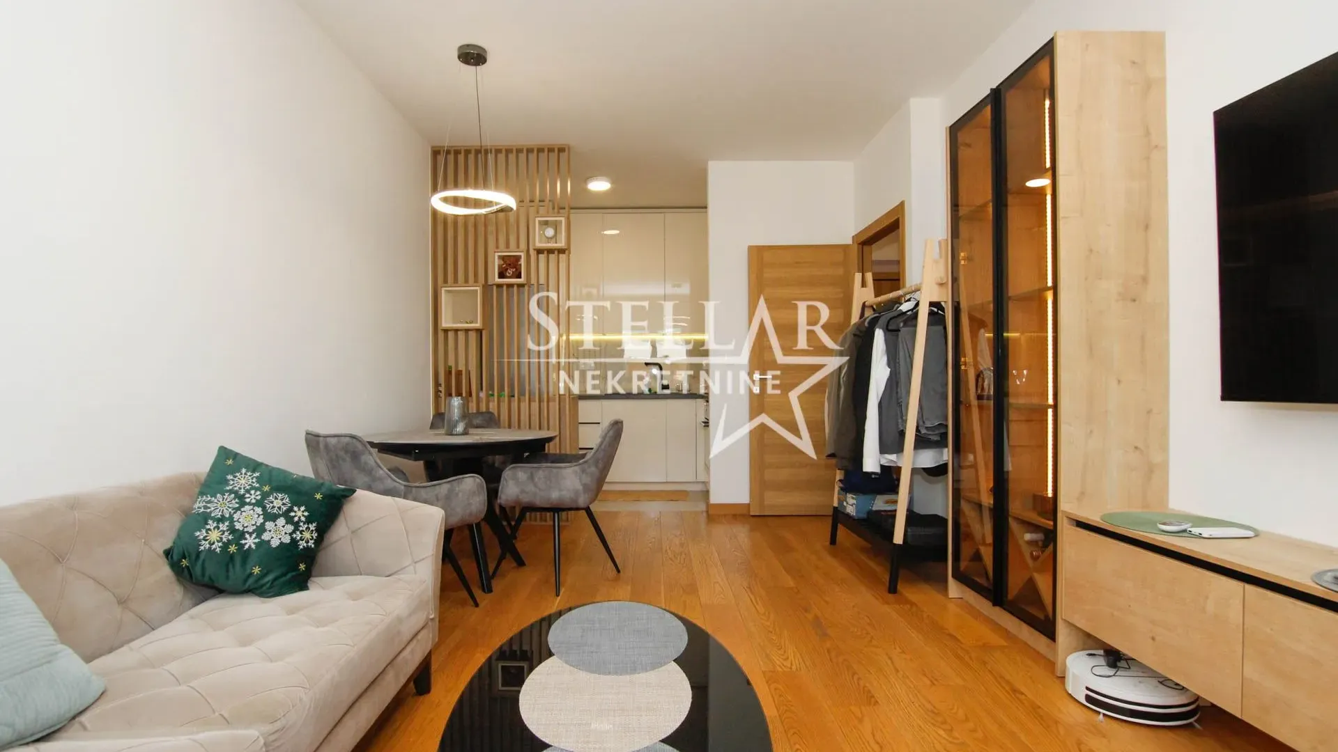 Prodaja, jednosoban stan, 45m², New City, Podgorica