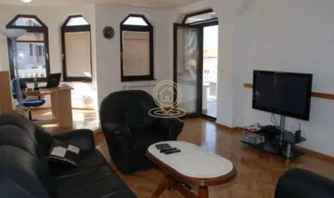 Rent, house, 700m², Višnjička Banja, Palilula Sve Podlokacije - image 6