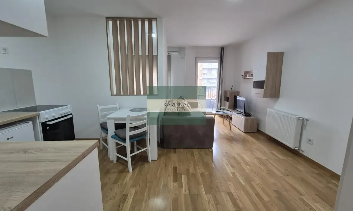 Rent, studio apartment, 32m², Centar, Jagodina