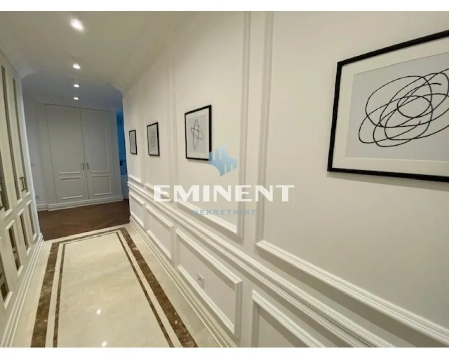 Rent, four bedroom apartment, 125m², Čubura, Beograd