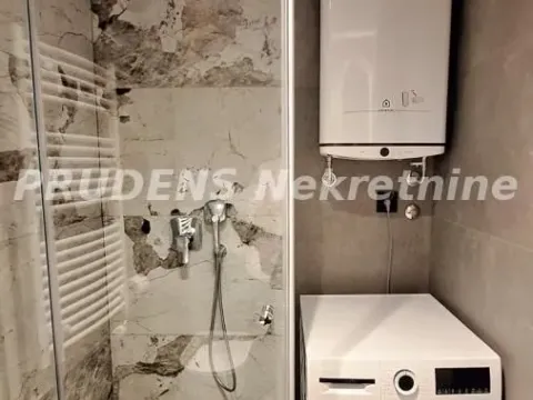 Izdavanje, dvosoban stan, 62m², Vračar Sve Podlokacije, Beograd - image 9