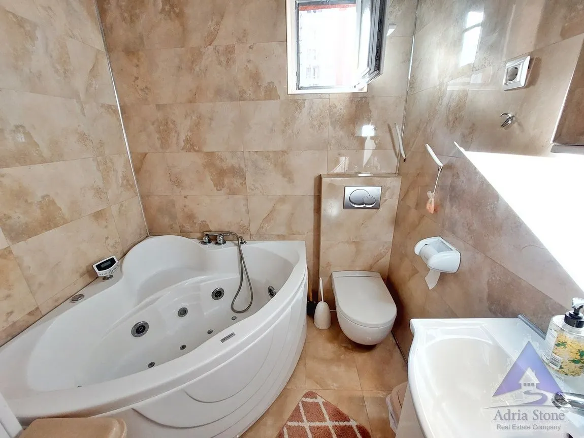 Sale, two bedroom apartment, 54m², Centar, Budva