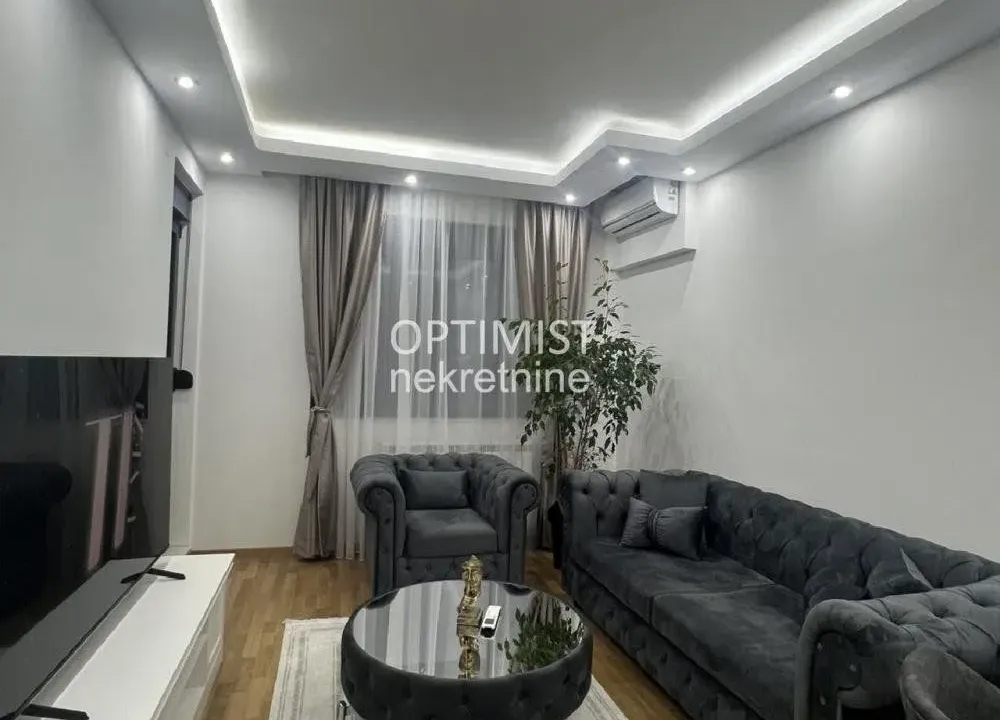 Prodaja, jednosoban stan, 42m², Banovo Brdo, Beograd