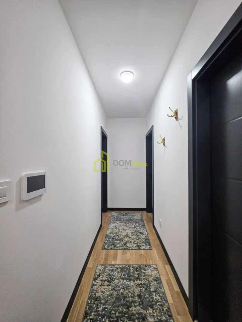 Izdavanje, dvosoban stan, 70m², Gorica C, Podgorica