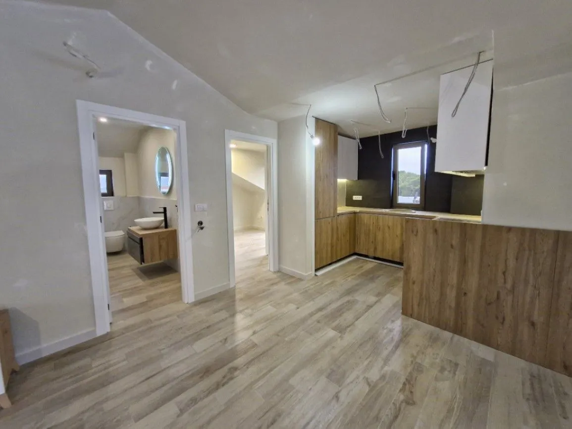 Prodaja, dvosoban stan, 65m², Mrčevac, Tivat