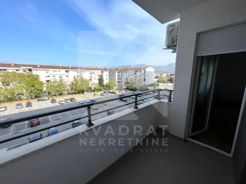 Izdavanje, jednosoban stan, 49m², Stari Aerodrom, Podgorica - image 6