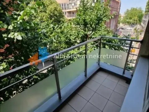 Izdavanje, četvorosoban stan, 126m², Kalenić Pijaca, Vračar Sve Podlokacije - image 18