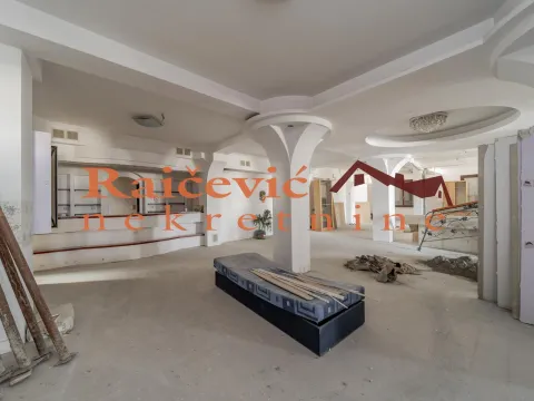 Sale, office space, 365m², Labudovo Brdo, Beograd - image 2