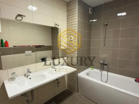Rent, three bedroom apartment, 110m², City Kvart, Podgorica - image 7