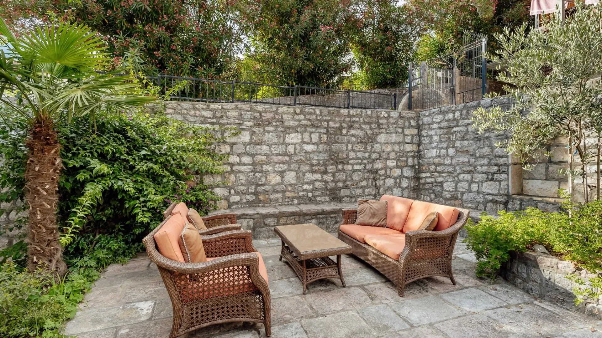 Prodaja, kuća, 291m², Lepetani, Tivat