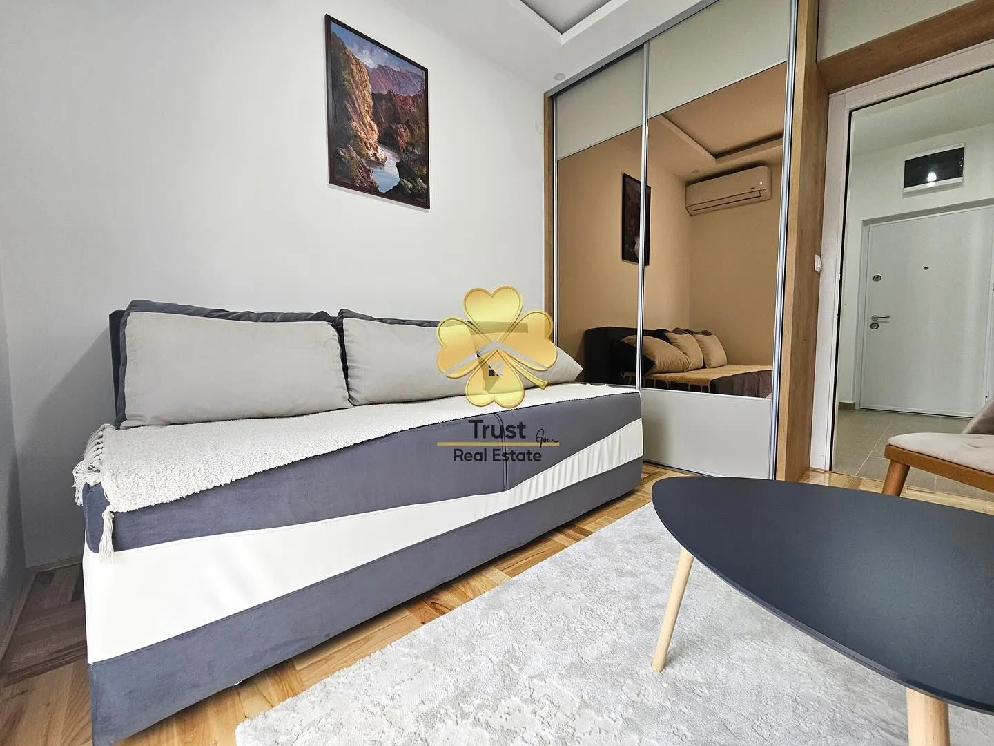 Rent, two bedroom apartment, 77m², Stari Aerodrom, Podgorica