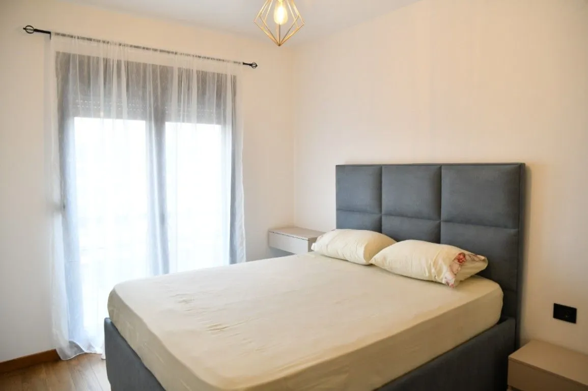 Izdavanje, jednosoban stan, 50m², Ljubović, Podgorica