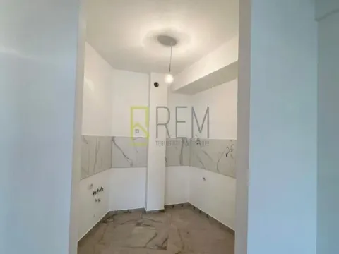 Prodaja, jednosoban stan, 58m², City Kej, Podgorica - image 6