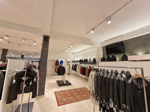 Prodaja, poslovni prostor, 800m², Jaz, Budva - image 12