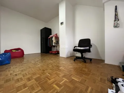 Prodaja, stan, 150m², Aleksinac, Niš - image 10