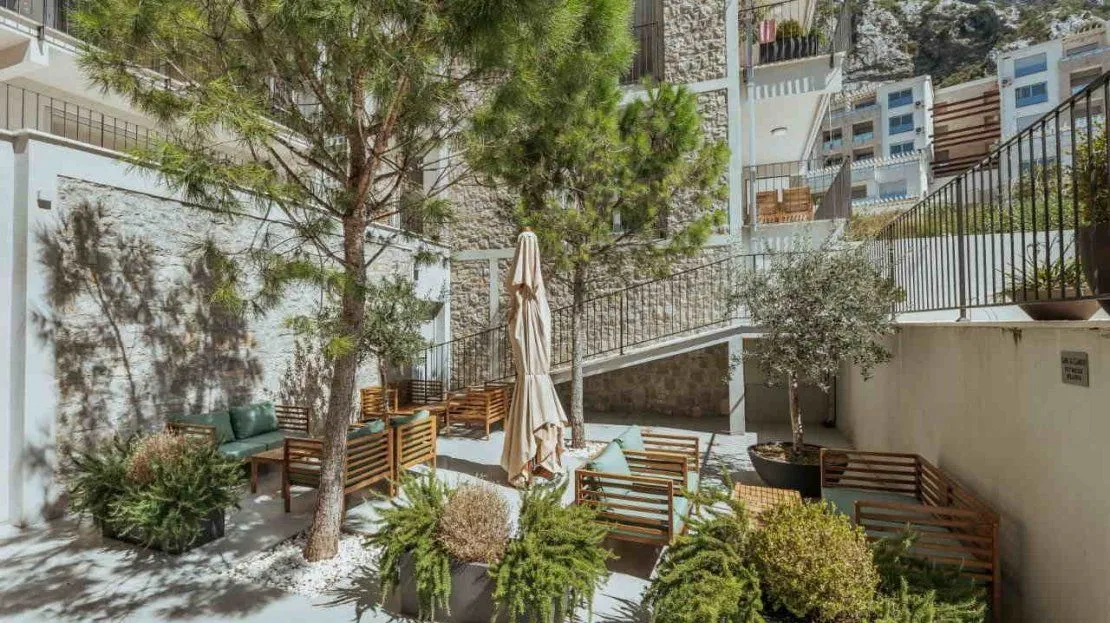 Prodaja, trosoban stan, 120m², Dobrota, Kotor