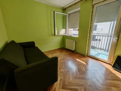 Prodaja, jednosoban stan, 45m², Detelinara, Novi Sad Sve Podlokacije