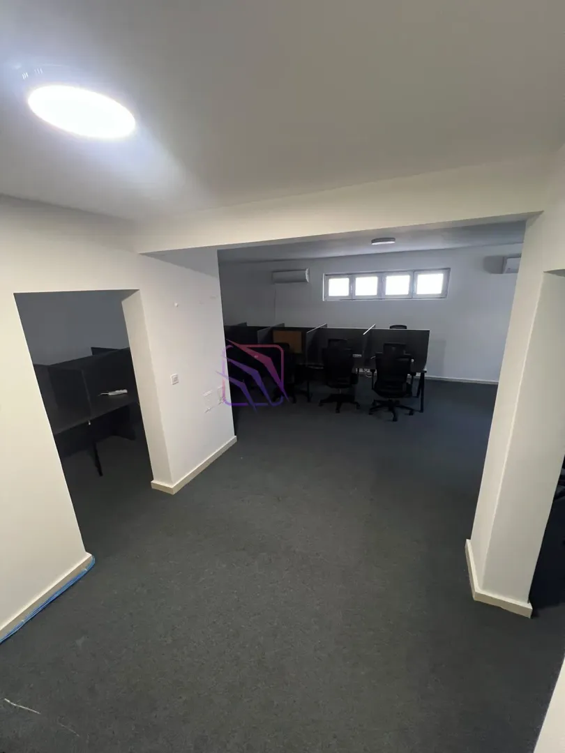 Izdavanje, stan, 500m², Stari Aerodrom, Podgorica